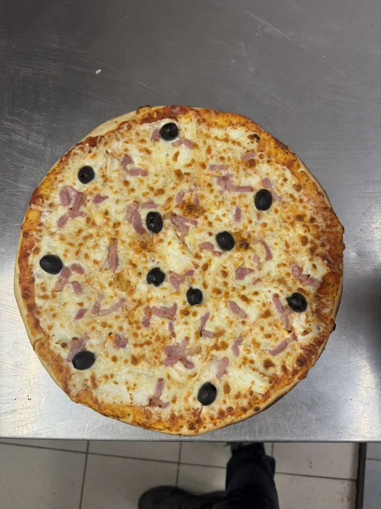 Pizza artisanale photographiée chez L’As De Pizz (11)